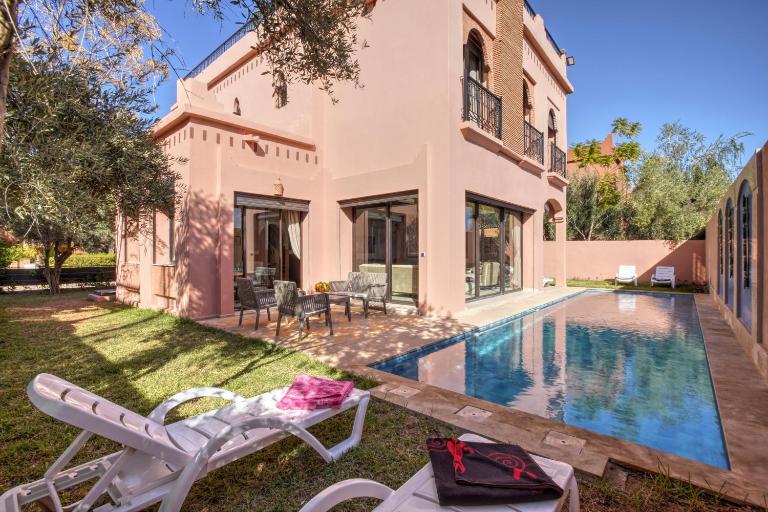 Villa Akadia luxurious with private swimming pool - Chambres d'hôtes Marrakech