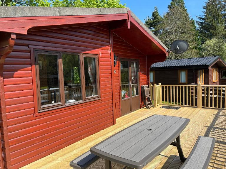 Loch Lomond Lodge - B&B Rowardennan