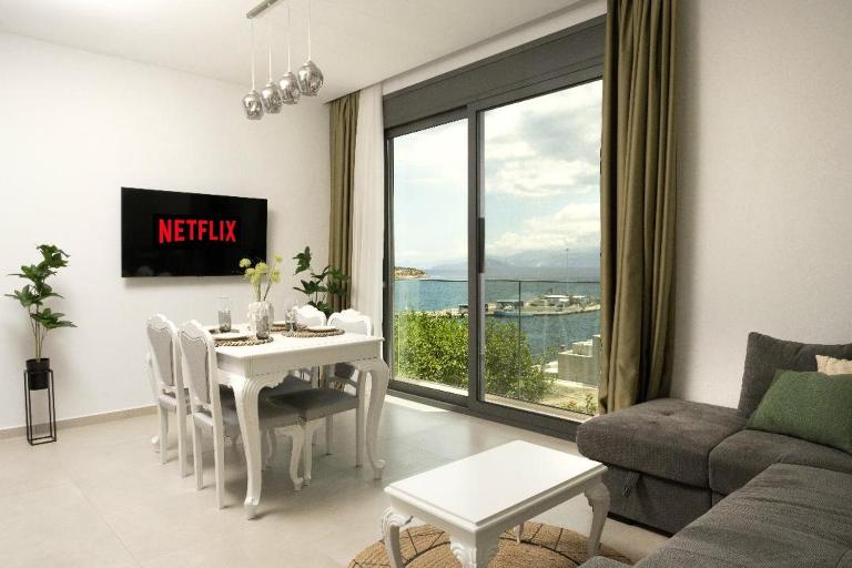 Sea view Uno apartment 2 - Ferienwohnung Agios Nikolaos