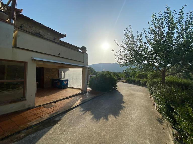 Spacious n comfortable Aloe Vera farm house - B&B Chios