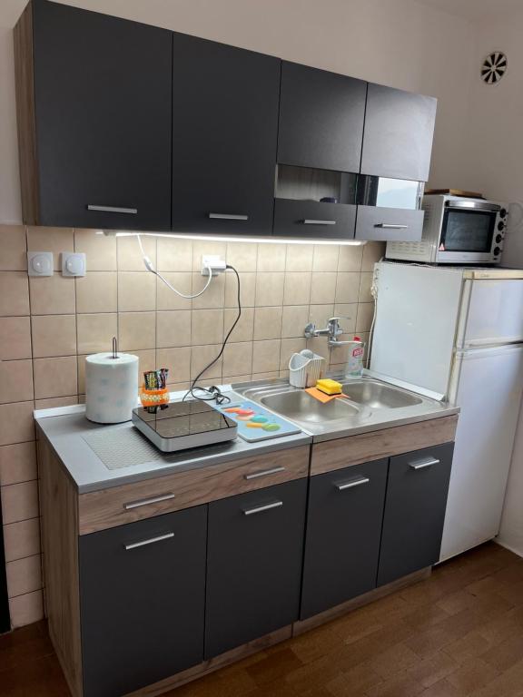 Zalivska oaza - B&B Baošići
