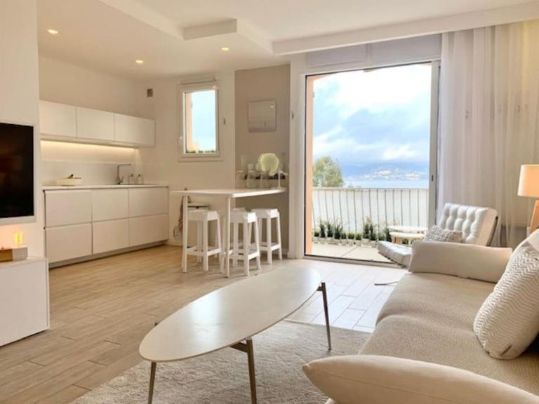 Superbe T3 Avec Vues Mer - Bed and Breakfast Hyères
