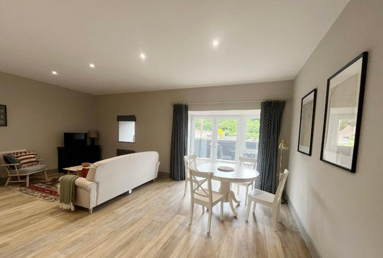 Number 4 Clevedon - Ferienwohnung Walton Down