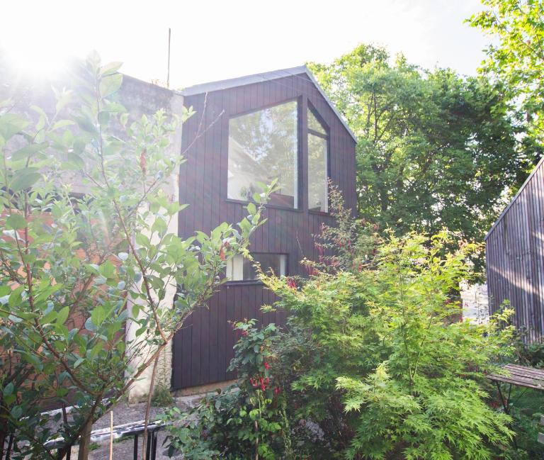 Bright & Eco-Friendly Wooden Home, A Peaceful Retreat Near Paris - B&B Montreuil