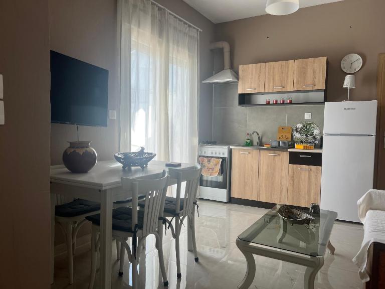 Petropoulos Apartments - Ferienwohnung Kavala