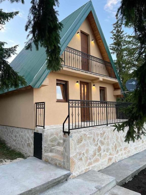 Žabljak- FamilyOasis - B&B Zabljak