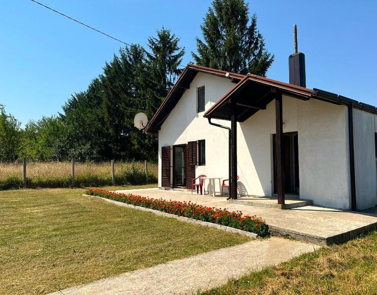 Weekend house & apartments Dubrave - B&B Visoko