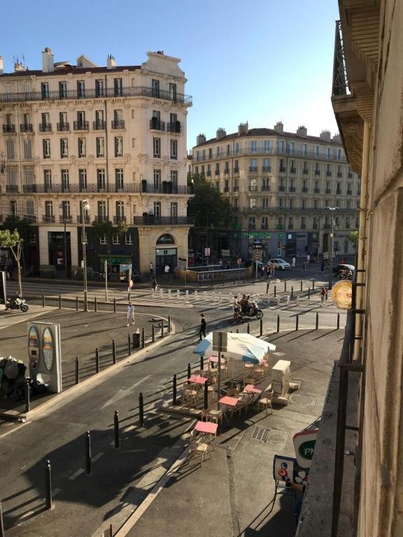 Appartement 6 personnes place de la joliette - Ferienwohnung Marseille
