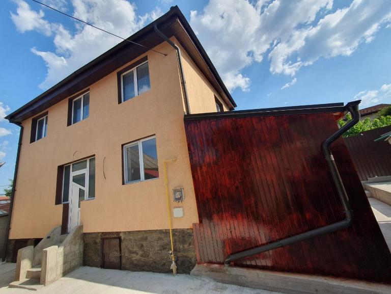 GMV House - Chambres d'hôtes Călimăneşti