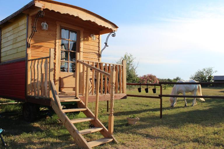 Roulotte Lou Gregau - Chambres d'hôtes Saintes-Maries-de-la-Mer