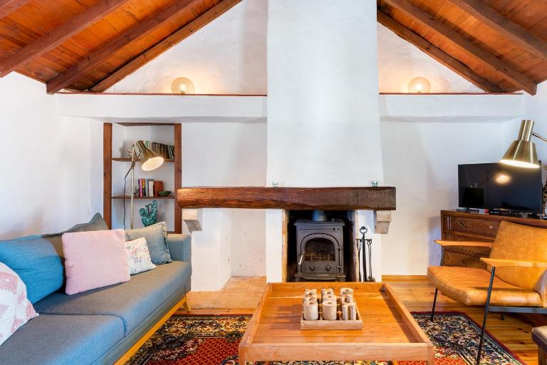 Village House in Sintra hills - B&B Colares