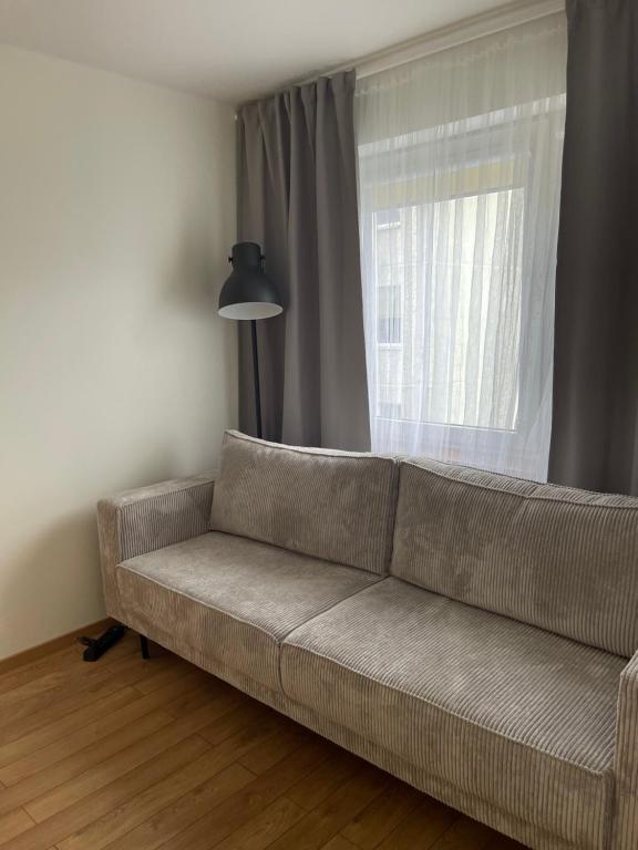 EIFF Apartment - Chambres d'hôtes Ventspils