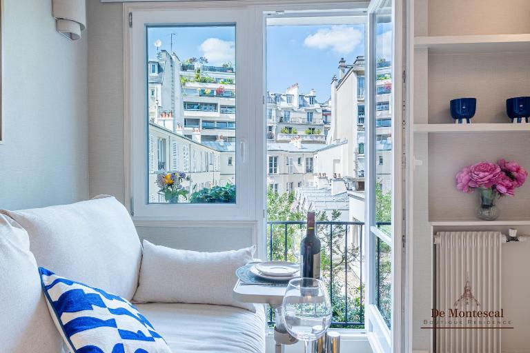 Montparnasse Central Studio with AC 11 to 14m2 in a prime location - B&B París