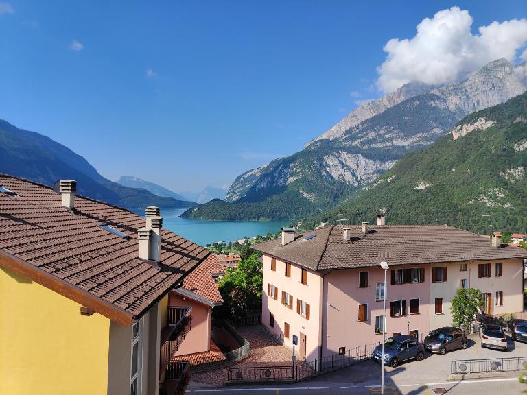 Mansarda Belvedere - Bed and Breakfast Molveno
