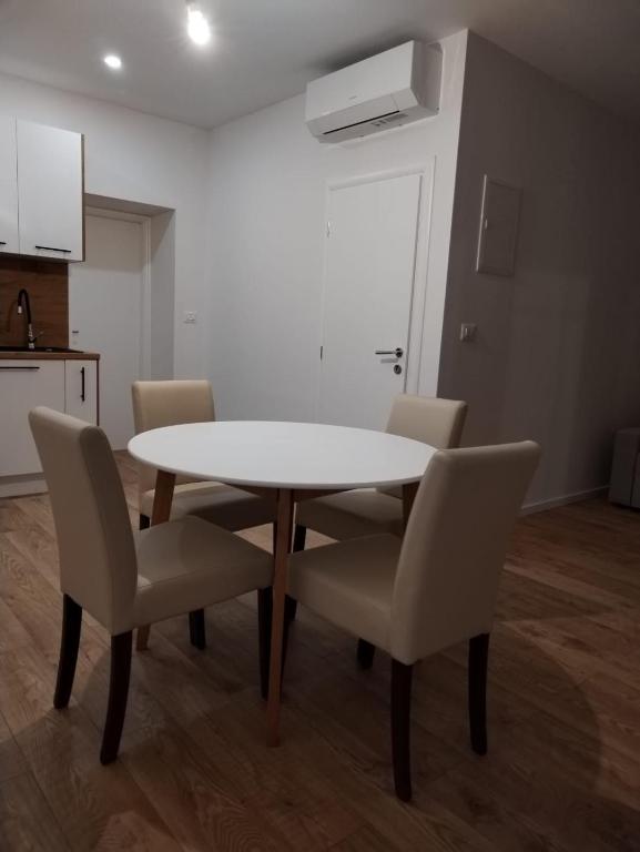 Kućica Nada - Chambres d'hôtes Skradin