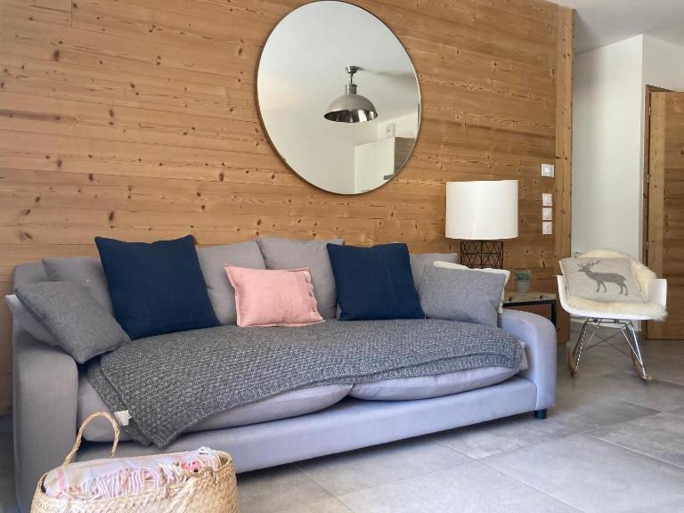 Appartement neuf, balcon plein sud - B&B Oz