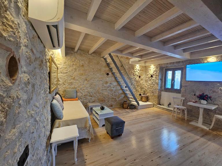 Julia's Village Apartment - Ferienwohnung Ágios Prokópios