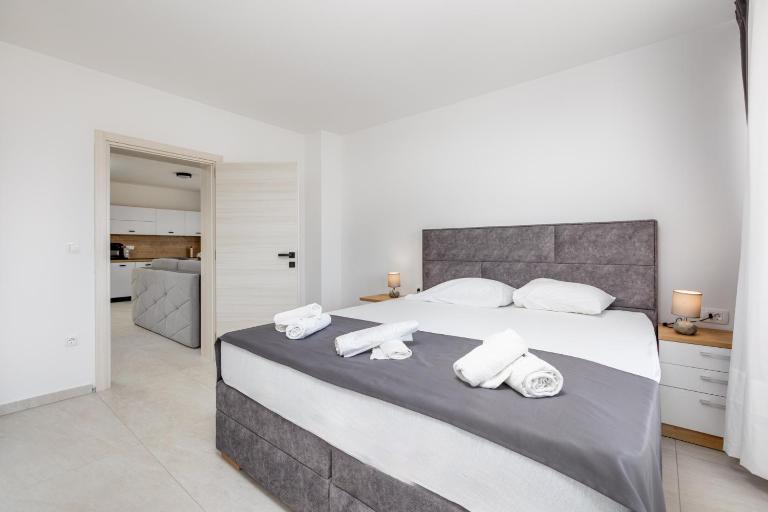 Apartman Dokić 1 - B&B Punat