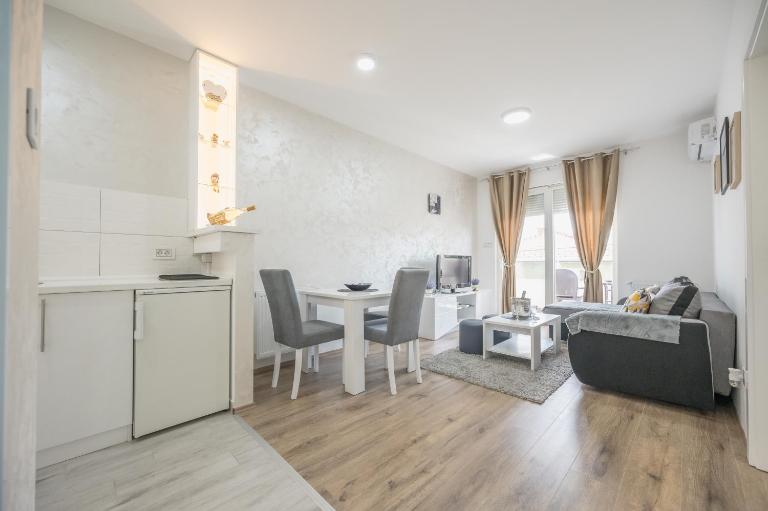 Apartman Jovičić - Bed and Breakfast Banja Koviljača
