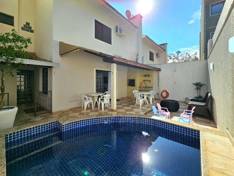 No Centro 9 pessoas com Piscina e Churrasqueira - Chambres d'hôtes Foz do Iguaçu
