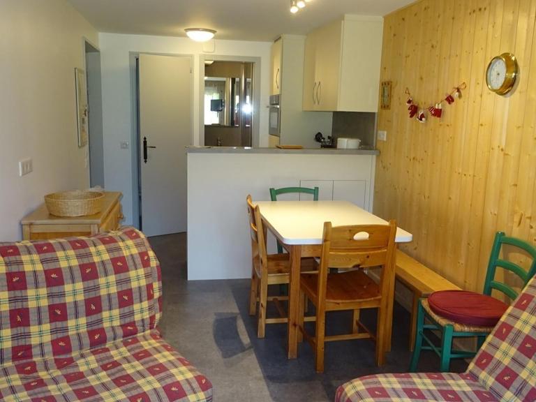 Appartement 2 pièces + coin cabine, Les Gets, 5 pers, confort, proche centre, garage - FR-1-802-65 - B&B Les Gets