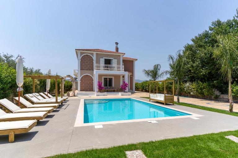 Kate Kontini Luxury Villa - Bed and Breakfast Tsilivi