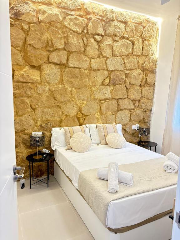 Carolinas Suites by Coqueto - Bed and Breakfast Alicante