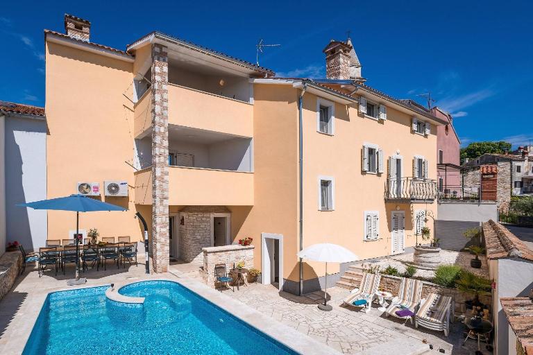 Villa Nada with 6 bedrooms - Ferienwohnung Vodnjan