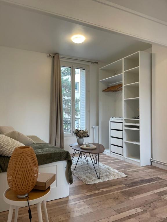 Cosy Studio - near Paris - B&B Boulogne-Billancourt