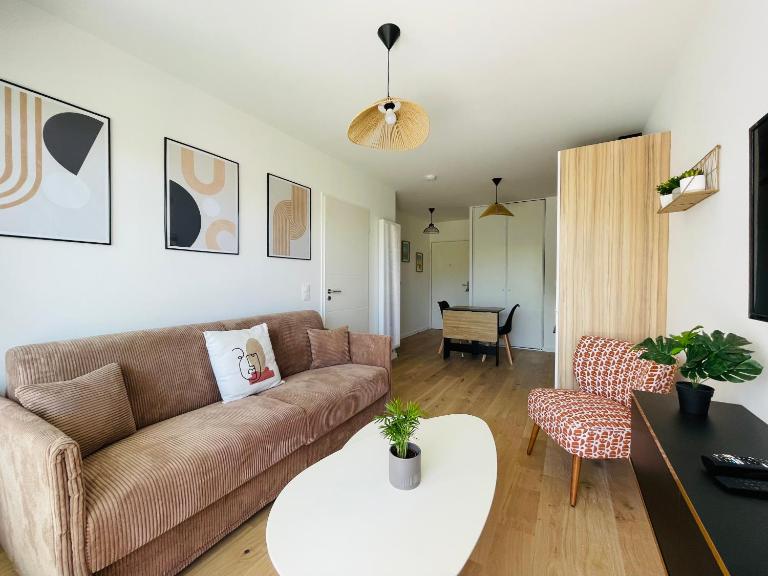 T2 neuf quartier Vieux Port avec ascenseur et terrasse - Chambres d'hôtes La Rochelle
