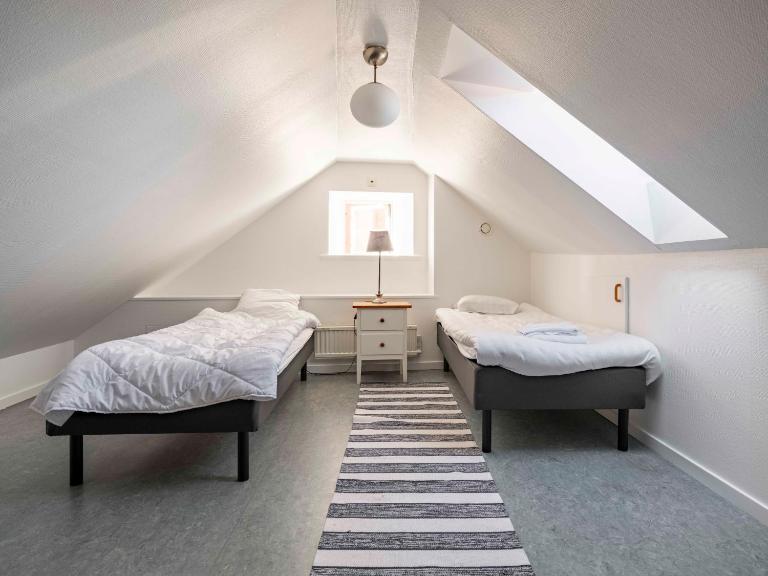 Charming penthouse in the center of Visby - B&B Visby