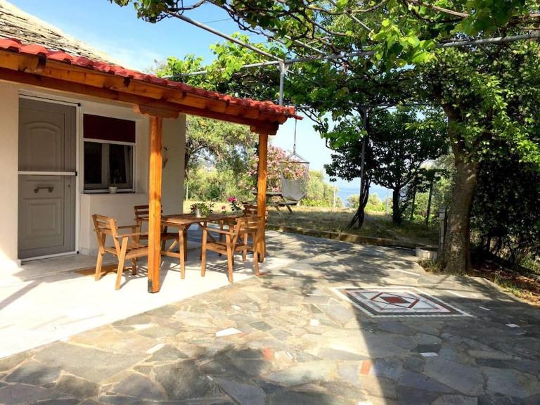 Grandma's House Aliki Thassos - Bed and Breakfast Alykí