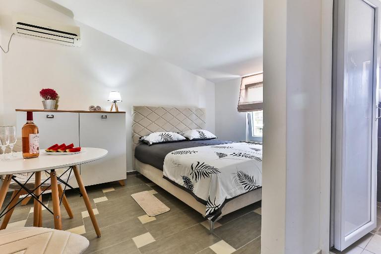 Shanti apartments - Bed and Breakfast Bar