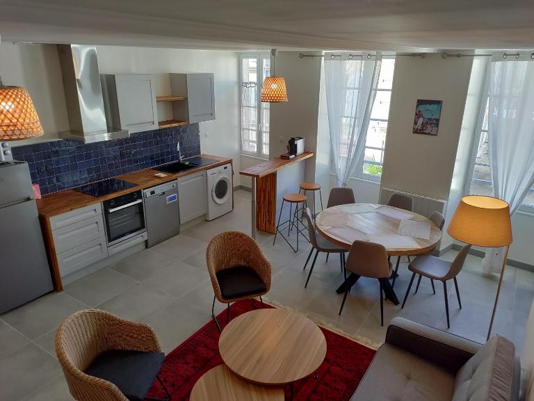 Marennes - Duplex cœur de village - B&B Marennes