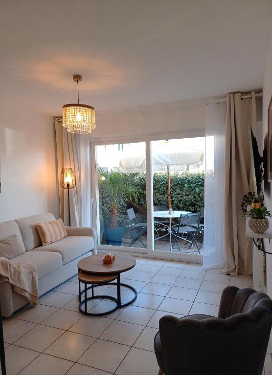 Appartement Rez- de- chaussée convivial proche mer avec terrasse - Chambres d'hôtes Cucq