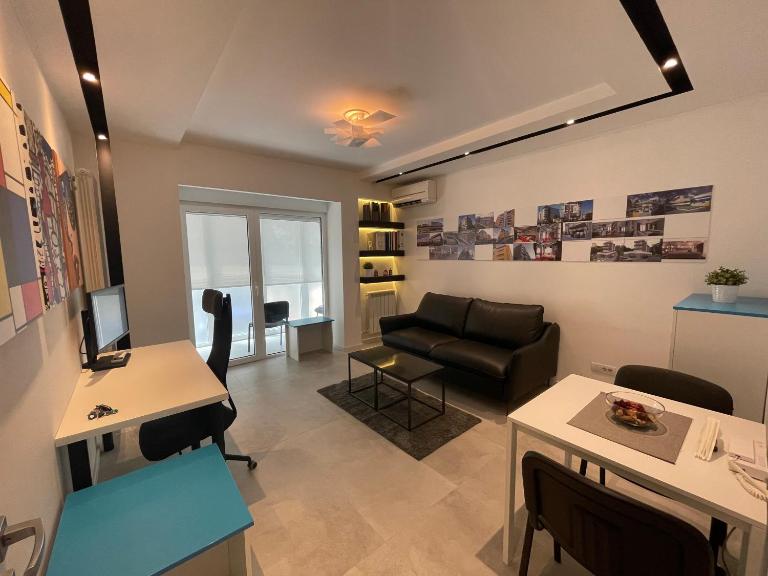 The Style, apartman sa parkingom - B&B Belgrado