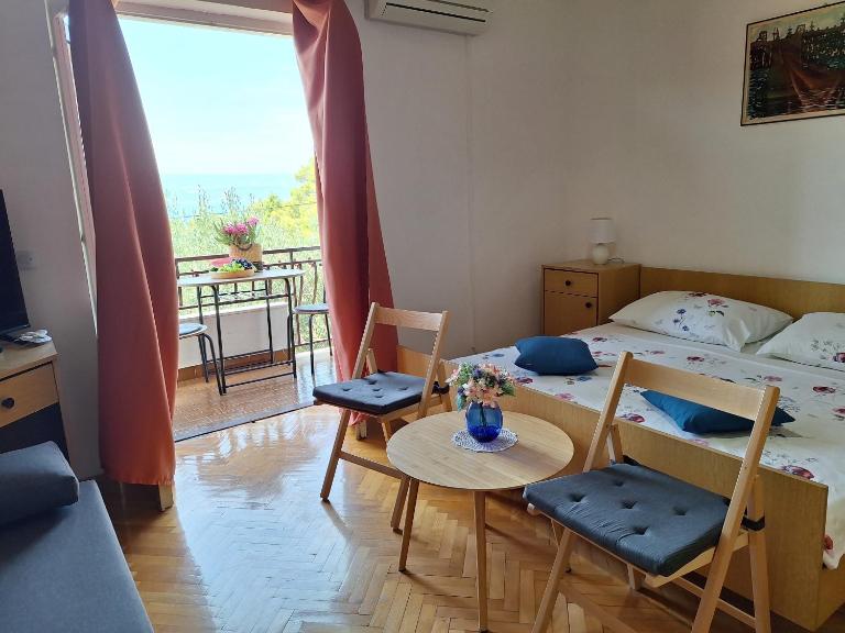 Oliva Apartments - B&B Lokva Rogoznica