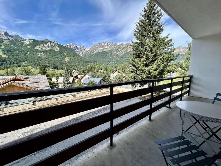 Charmant T2 rénové, balcon sud, proche commerces - FR-1-330F-238 - Ferienwohnung Le Monêtier-les-Bains