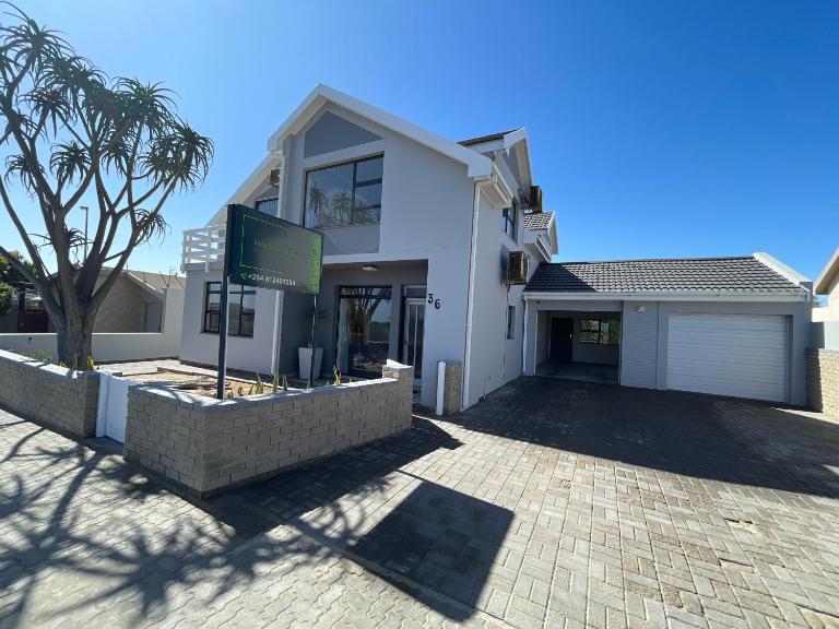 Fischreiher Seaside Self-Catering House - B&B Swakopmund