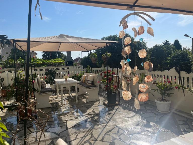 Стаи за гости Бела - B&B Ahtopol