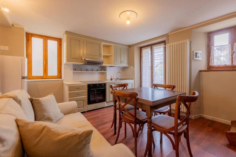 Contempora - Cà dei Brenta Orchard - Valle Intelvi - Como - B&B San Fedele Intelvi