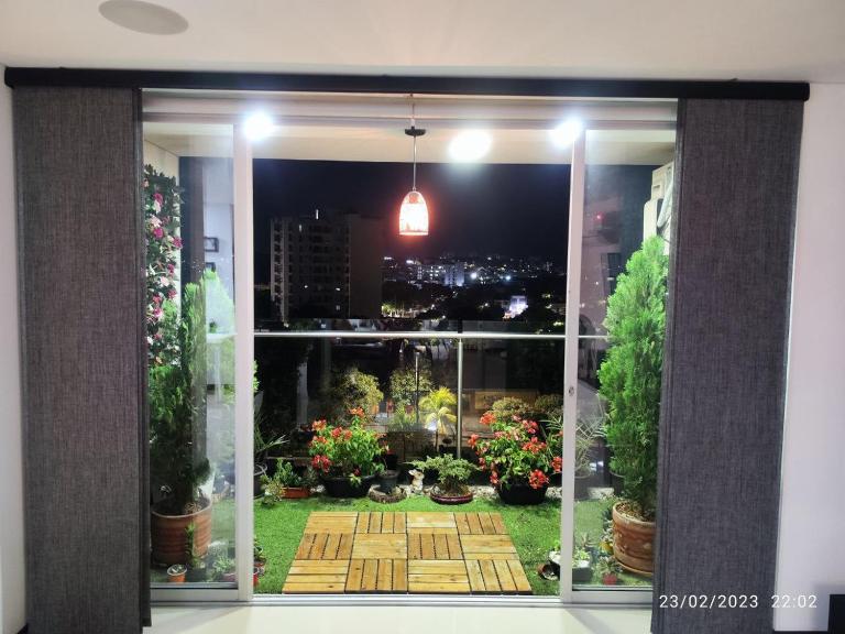 Apartamento Central cerca a clínicas, con excelentes acabados y muy comodo - B&B Neiva