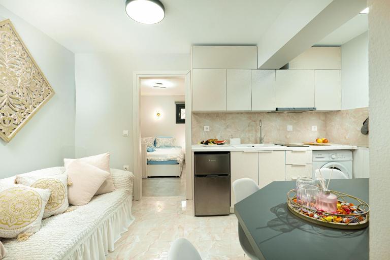 Foxy Summer House - Ferienwohnung Alepoú