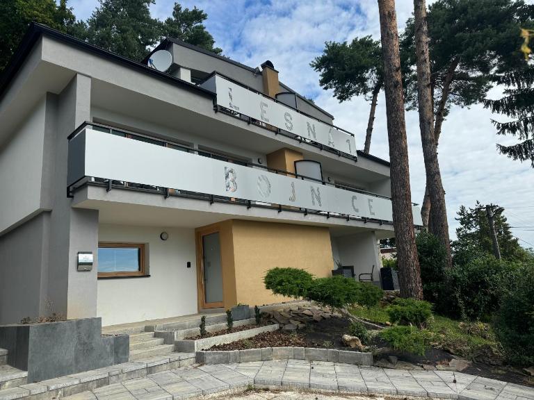 Apartmán Lesná 1, Bojnice - Bed and Breakfast Bojnice