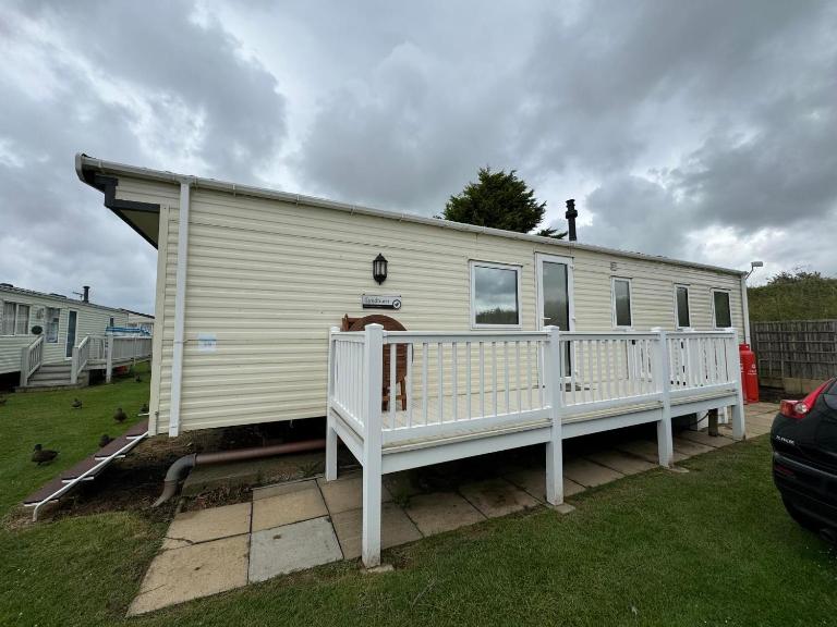 Heacham Beach Caravan-Sleeps 6-Pets Ok-Parking - Ferienwohnung Hunstanton