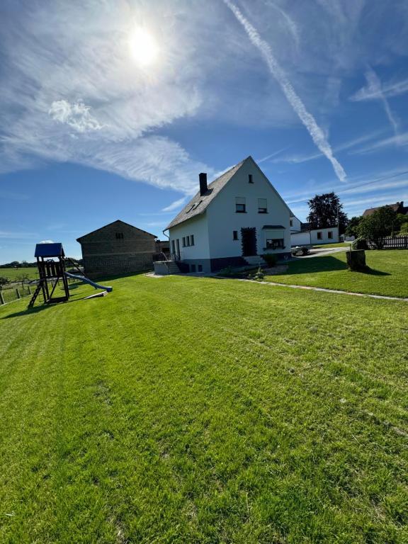 Haus Hanni - B&B Idesheim