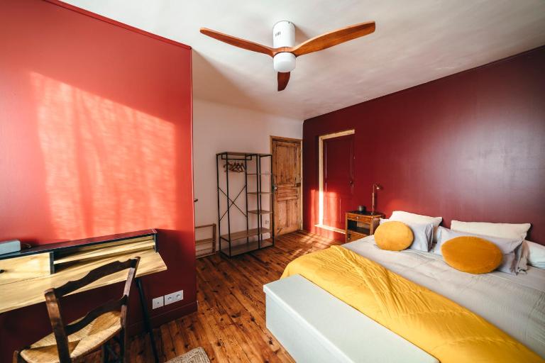 Appartement cosy au cœur du village - Le Ségala - Chambres d'hôtes Montbazens