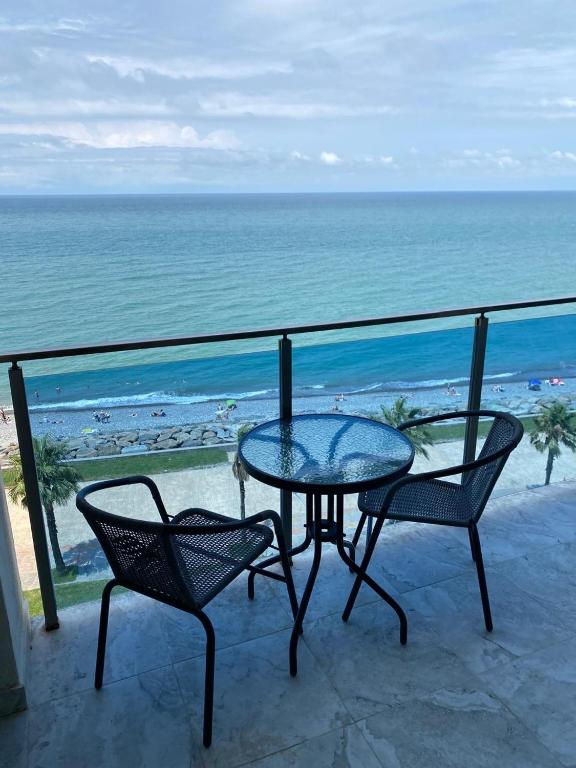 Pearl of Batumi, Seaview Boulevard - B&B Batumi