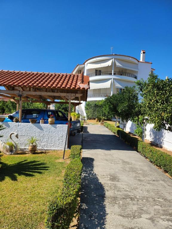 Garden House - Ferienwohnung Amárynthos