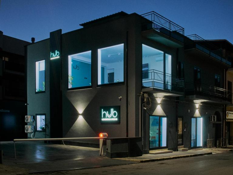 HUB Rooms - Bed and Breakfast Carini